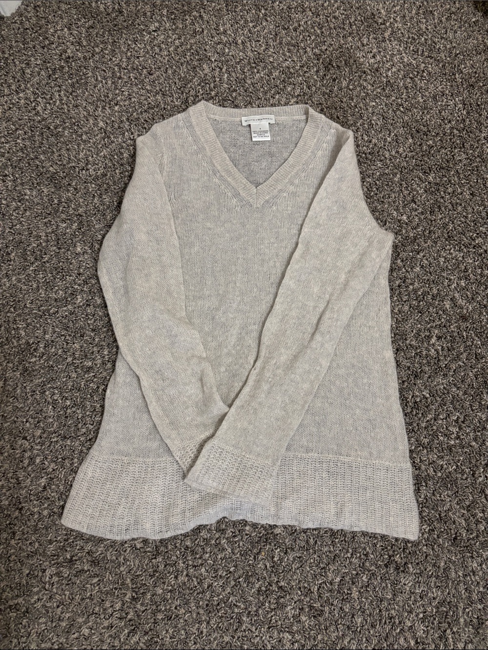 White + Warren cream Cashmere sweater vneck S good condition fall casual minimal